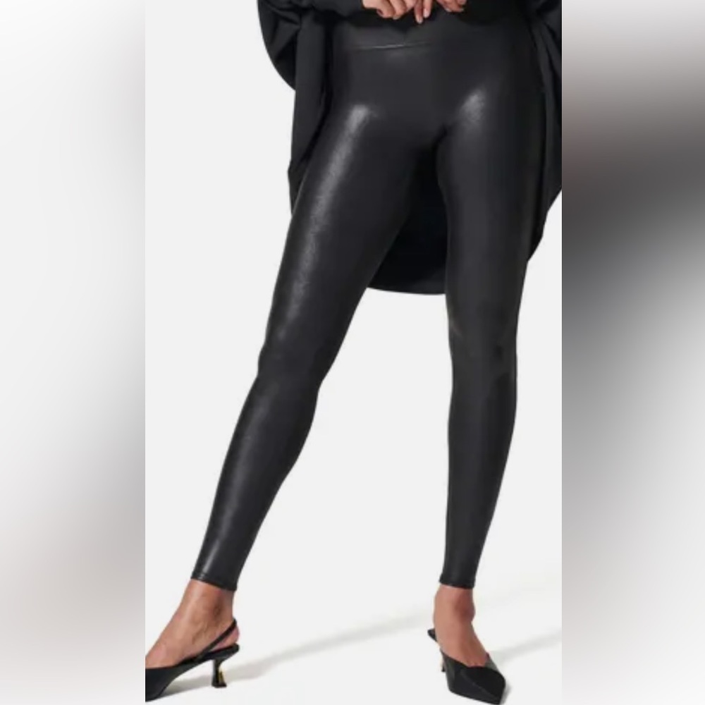 SPANX Women’s Faux Leather Leggings!